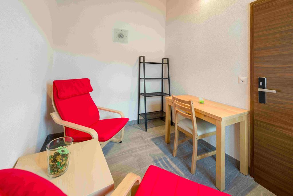B&B Azapartments Lunic เกรเชิน ภายนอก รูปภาพ